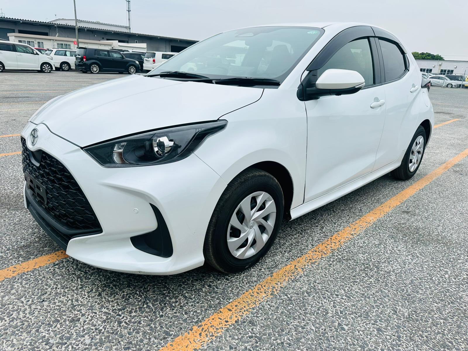 Yaris 1