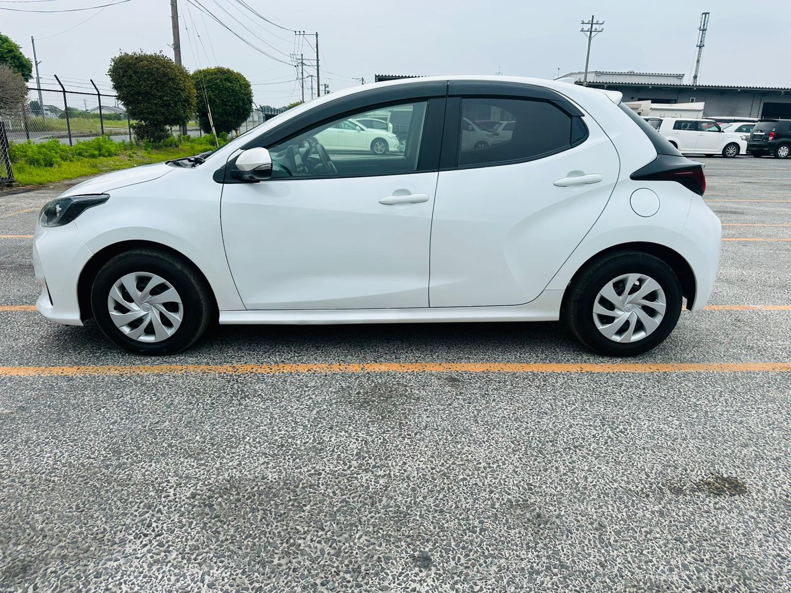 Yaris 4